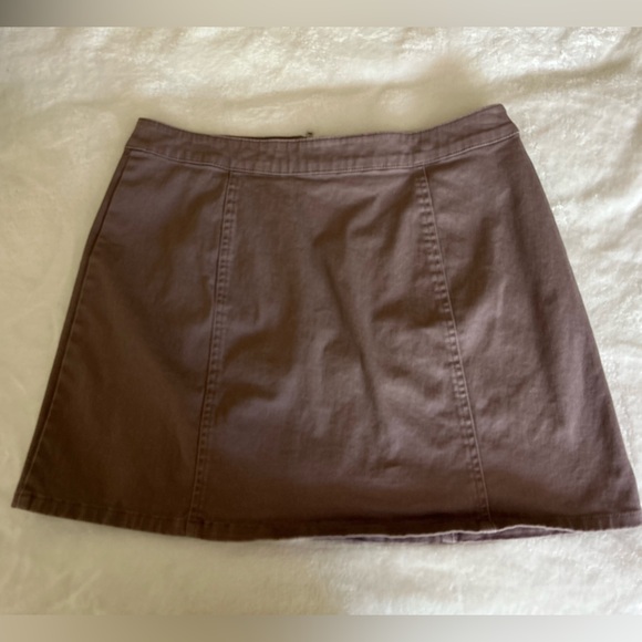 Mini skirt - Picture 2 of 3
